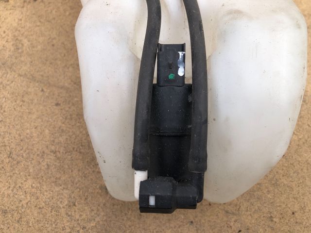 bontott CITROËN C3 PICASSO Ablakmosó Tartály