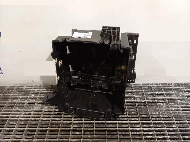 bontott CITROËN C3 PICASSO Akkumulátor Tartó