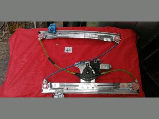 bontott CITROËN C3 PICASSO Bal első Ablakemelő Szerkezet (Elektromos)