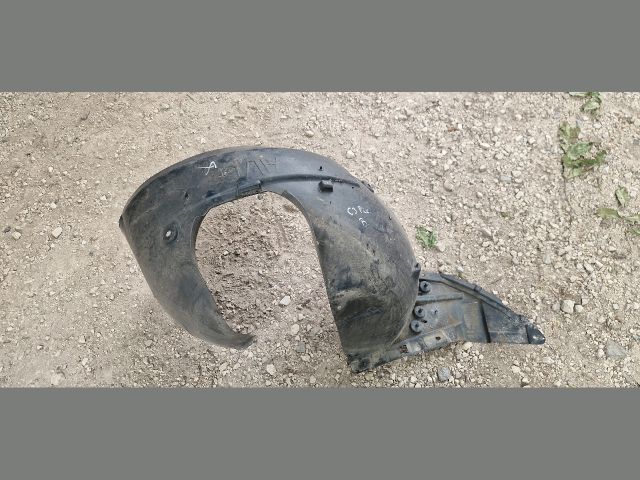 bontott CITROËN C3 PICASSO Bal első Első Dobbetét (Kerékjárati, Műanyag)