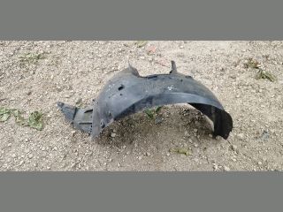 bontott CITROËN C3 PICASSO Bal első Első Dobbetét (Kerékjárati, Műanyag)