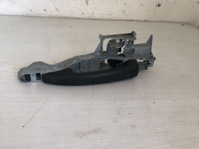 bontott CITROËN C3 PICASSO Bal első Külső Kilincs