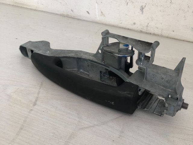 bontott CITROËN C3 PICASSO Bal első Külső Kilincs