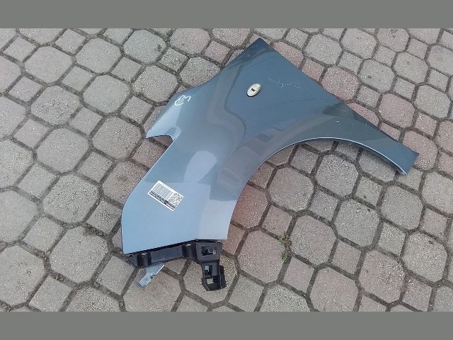 bontott CITROËN C3 PICASSO Bal első Sárvédő