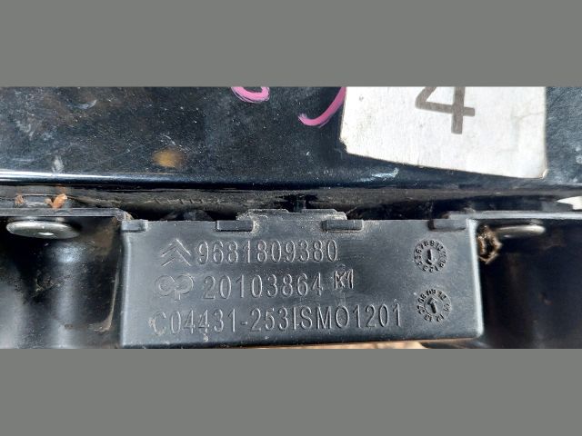 bontott CITROËN C3 PICASSO Bal első Sárvédő