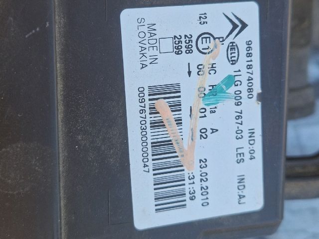 bontott CITROËN C3 PICASSO Bal Fényszóró