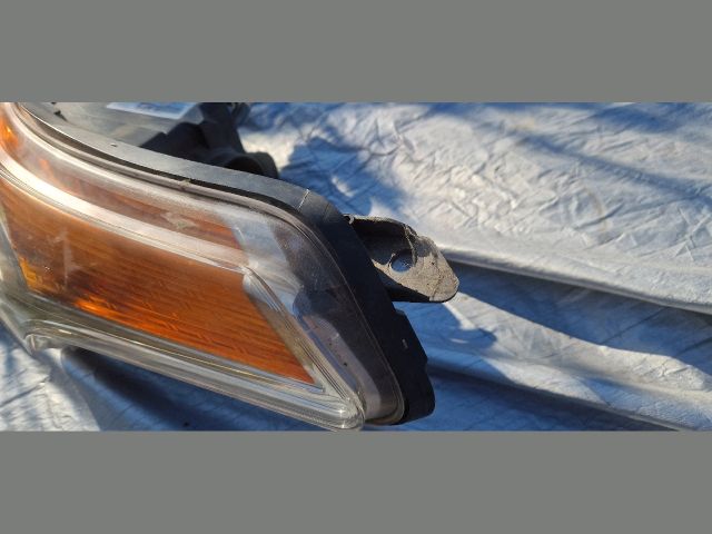 bontott CITROËN C3 PICASSO Bal Fényszóró