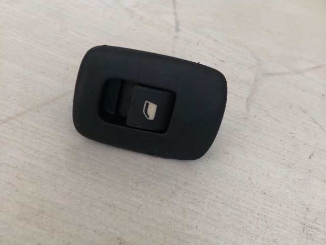 bontott CITROËN C3 PICASSO Bal hátsó Ablakemelő Kapcsoló