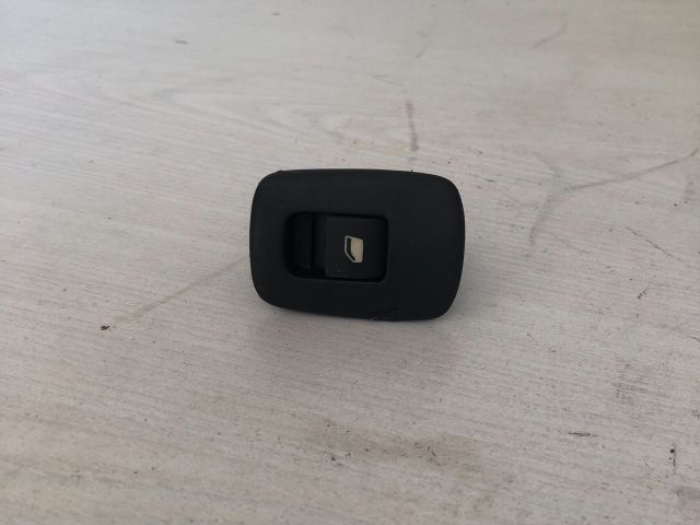 bontott CITROËN C3 PICASSO Bal hátsó Ablakemelő Kapcsoló