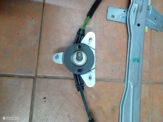 bontott CITROËN C3 PICASSO Bal hátsó Ablakemelő Szerkezet (Mechanikus)