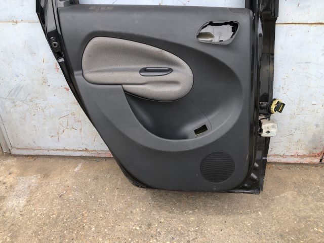 bontott CITROËN C3 PICASSO Bal hátsó Ajtó (Üres lemez)