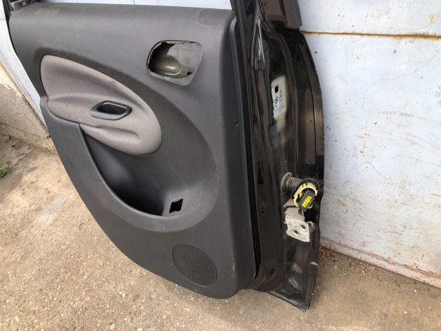 bontott CITROËN C3 PICASSO Bal hátsó Ajtó (Üres lemez)