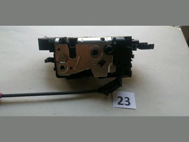 bontott CITROËN C3 PICASSO Bal hátsó Ajtózár