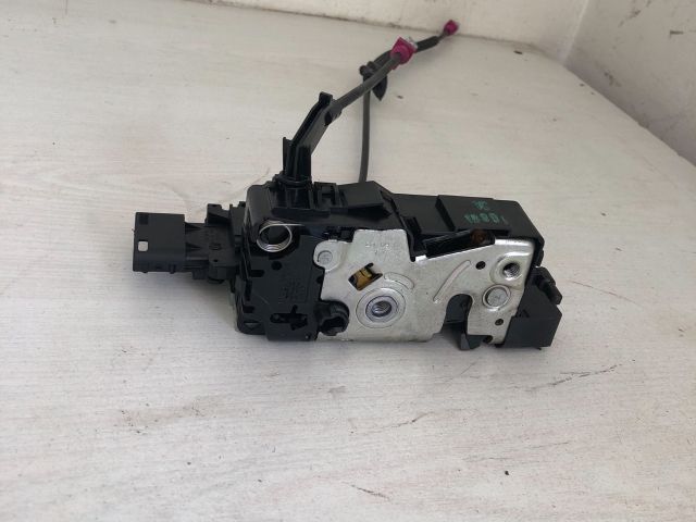 bontott CITROËN C3 PICASSO Bal hátsó Ajtózár