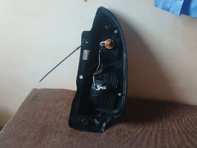 bontott CITROËN C3 PICASSO Bal Hátsó Lámpa