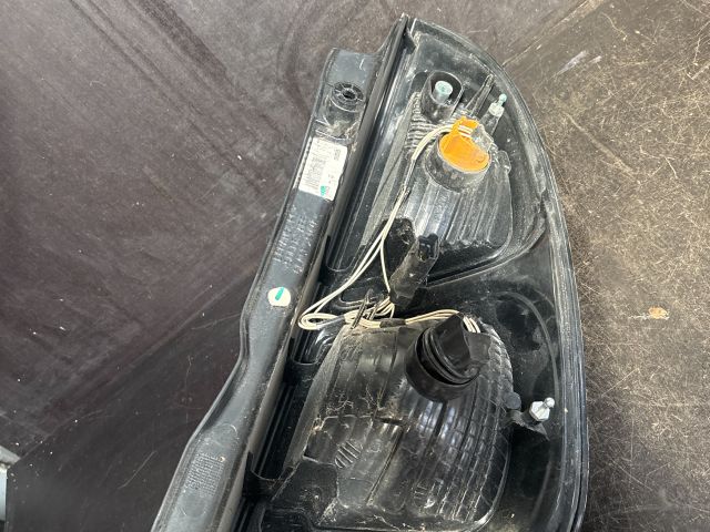 bontott CITROËN C3 PICASSO Bal Hátsó Lámpa