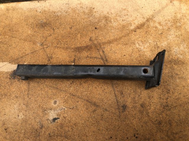 bontott CITROËN C3 PICASSO Bal Lökhárító Tartó Nyúlványvég