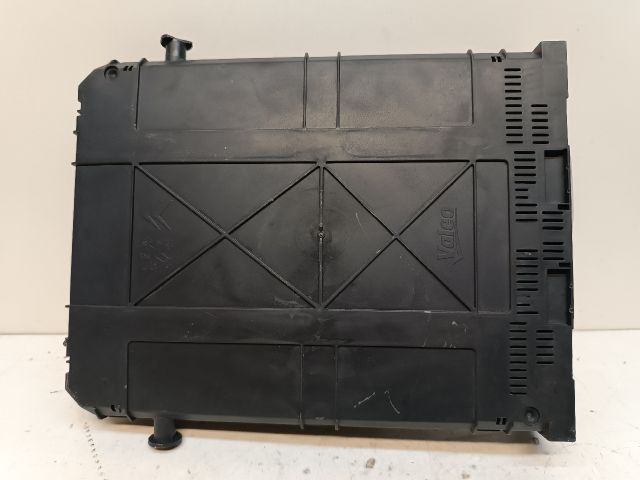 bontott CITROËN C3 PICASSO Biztosítéktábla Utastér