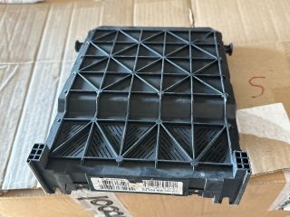 bontott CITROËN C3 PICASSO Biztosítéktábla Utastér