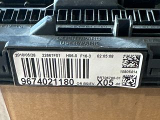 bontott CITROËN C3 PICASSO Biztosítéktábla Utastér