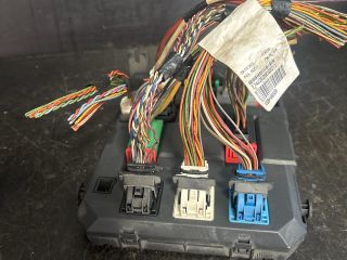 bontott CITROËN C3 PICASSO Biztosítéktábla Utastér