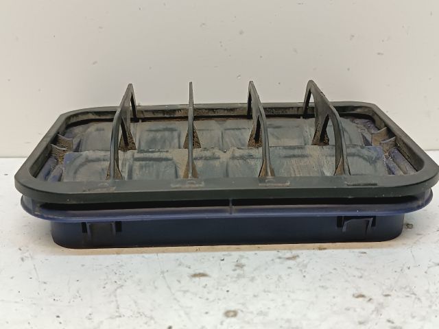 bontott CITROËN C3 PICASSO Csomagtér Szellőző Jobb