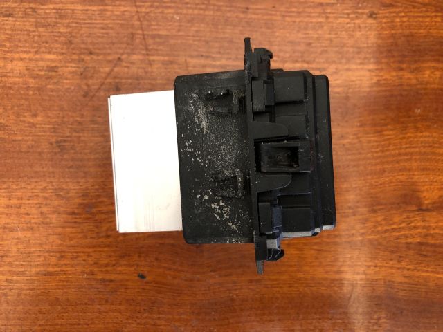 bontott CITROËN C3 PICASSO Előtét Ellenállás Fűtőmotor