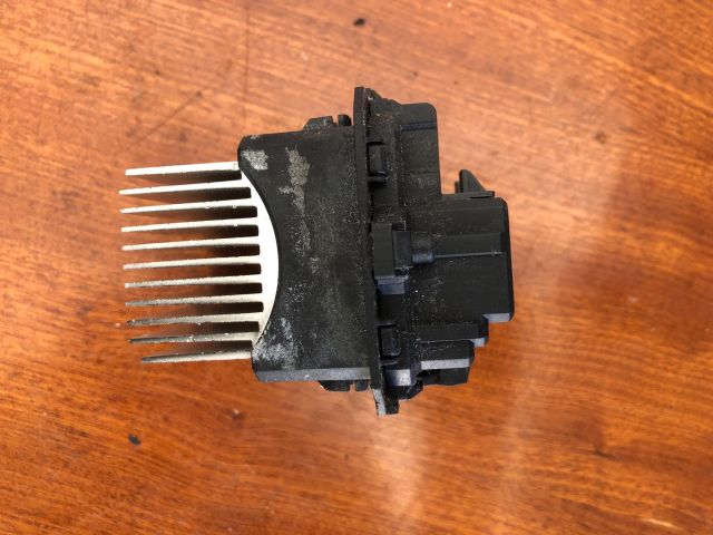 bontott CITROËN C3 PICASSO Előtét Ellenállás Fűtőmotor