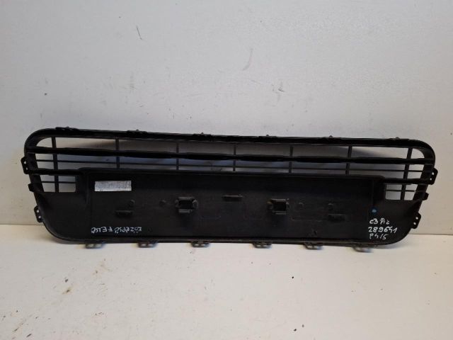 bontott CITROËN C3 PICASSO Első Lökhárító Alsó Középső Díszrács