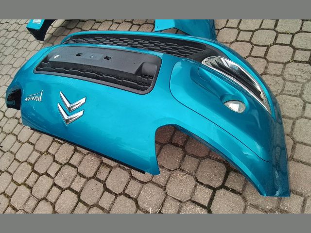 bontott CITROËN C3 PICASSO Első Lökhárító (Részeivel)