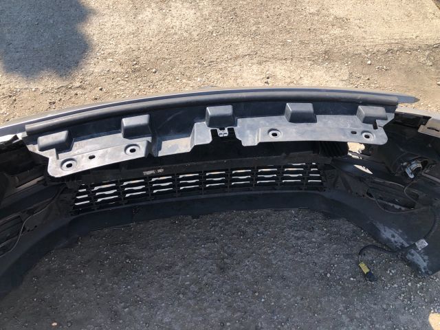 bontott CITROËN C3 PICASSO Első Lökhárító (Részeivel)