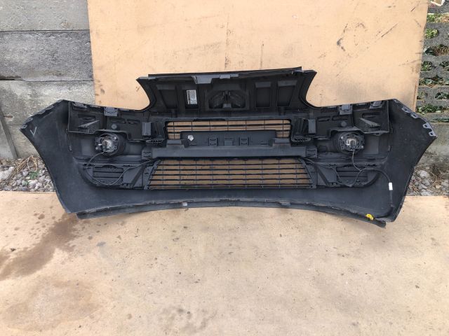 bontott CITROËN C3 PICASSO Első Lökhárító (Részeivel)