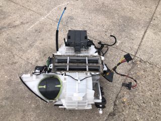 bontott CITROËN C3 PICASSO Fűtés Box