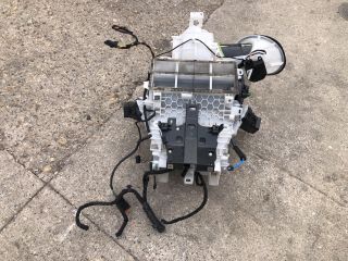 bontott CITROËN C3 PICASSO Fűtés Box