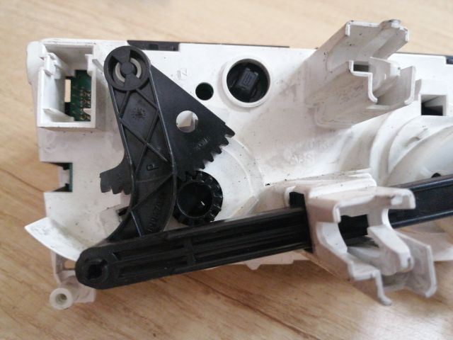 bontott CITROËN C3 PICASSO Fűtéskapcsoló (manuális klímás)