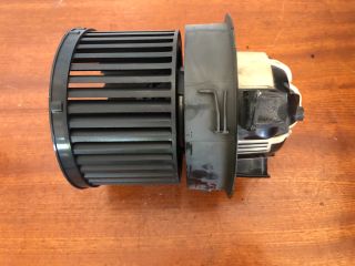 bontott CITROËN C3 PICASSO Fűtőmotor (Klímás)