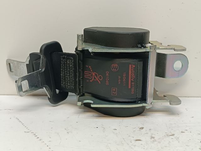 bontott CITROËN C3 PICASSO Hátsó középső Biztonsági Öv