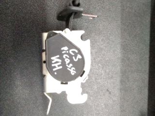 bontott CITROËN C3 PICASSO Hátsó középső Biztonsági Öv