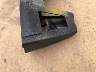 bontott CITROËN C3 PICASSO Hátsó középső Lökhárító Tartó (Műanyag)