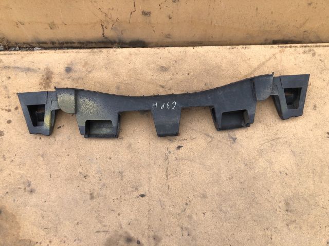 bontott CITROËN C3 PICASSO Hátsó középső Lökhárító Tartó (Műanyag)