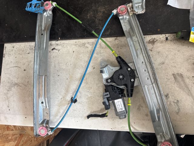 bontott CITROËN C3 PICASSO Jobb első Ablakemelő Szerkezet (Elektromos)