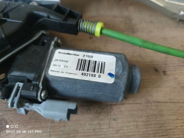 bontott CITROËN C3 PICASSO Jobb első Ablakemelő Szerkezet (Elektromos)