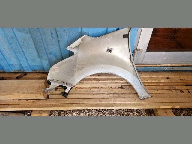 bontott CITROËN C3 PICASSO Jobb első Sárvédő