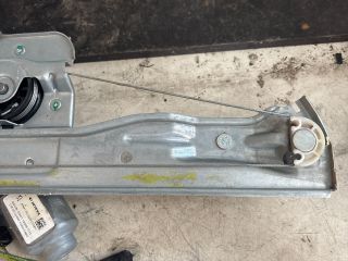 bontott CITROËN C3 PICASSO Jobb hátsó Ablakemelő Szerkezet (Elektromos)