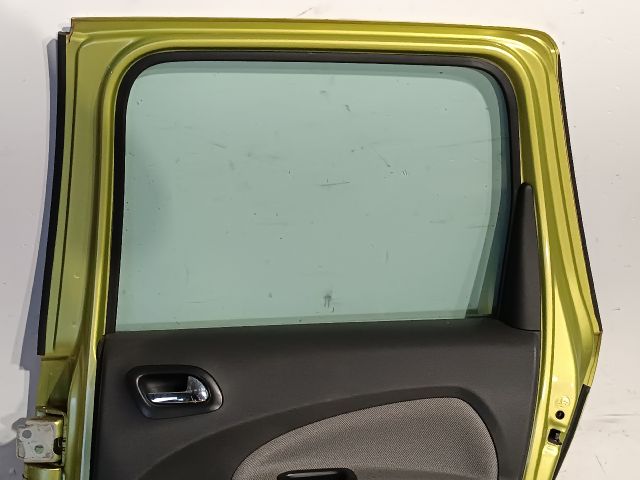 bontott CITROËN C3 PICASSO Jobb hátsó Ajtó (Részeivel)