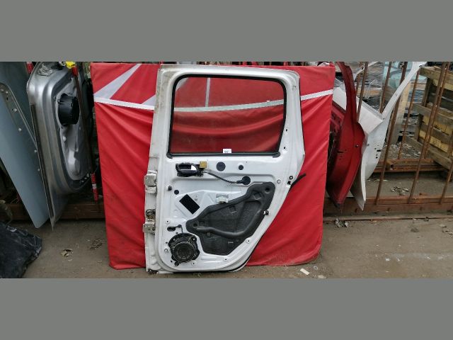 bontott CITROËN C3 PICASSO Jobb hátsó Ajtóhatároló