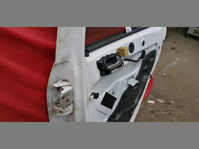 bontott CITROËN C3 PICASSO Jobb hátsó Ajtóhatároló