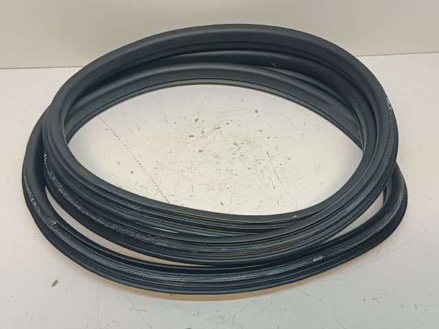 bontott CITROËN C3 PICASSO Jobb hátsó Gumikéder