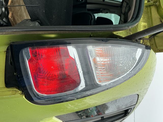 bontott CITROËN C3 PICASSO Jobb Hátsó Lámpa