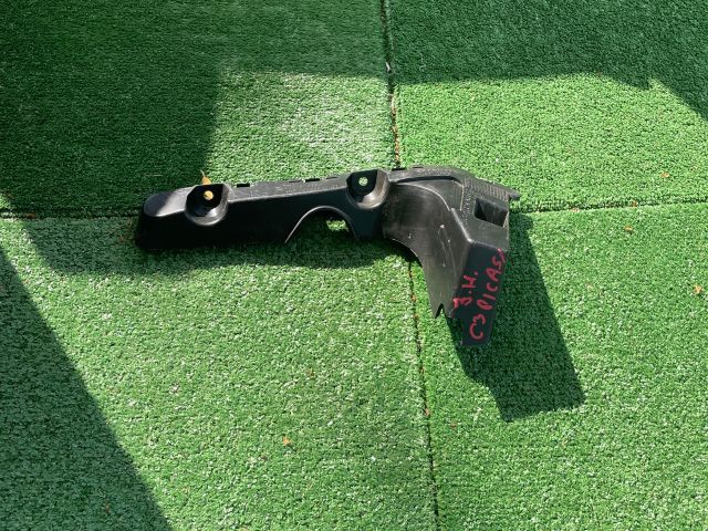 bontott CITROËN C3 PICASSO Jobb hátsó Oldal Lökhárító Tartó (Műanyag)